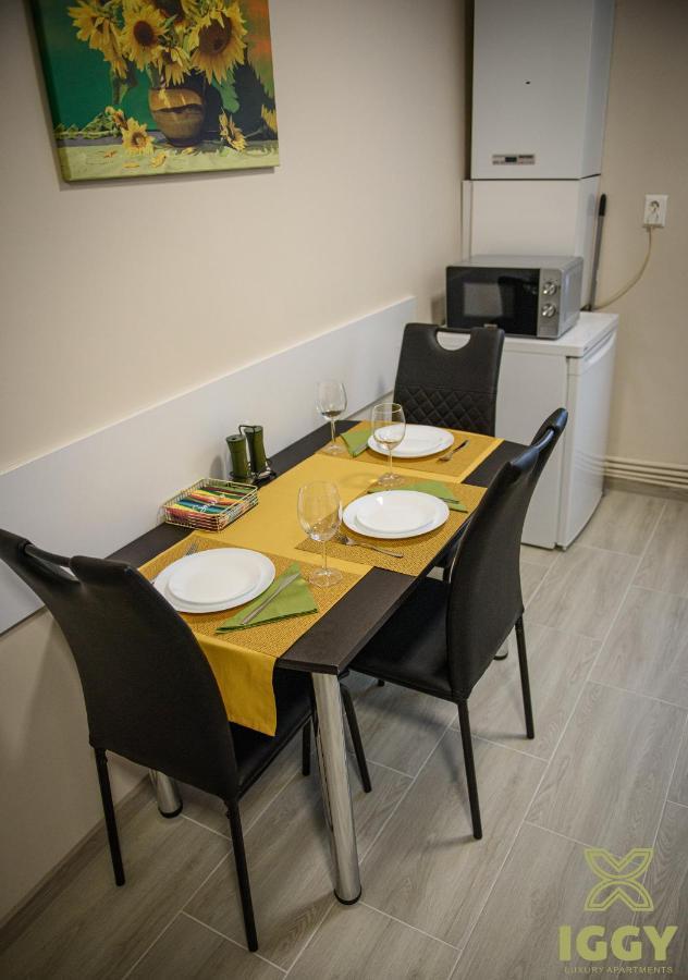 Iggy Luxury Apartment Hunedoara Exterior foto